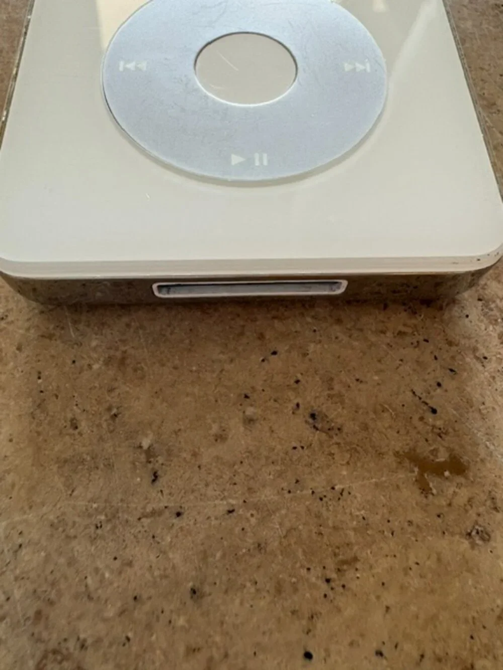 Apple iPod Classic 80GB 4th Generation MP3 Player White - Excellent Condition